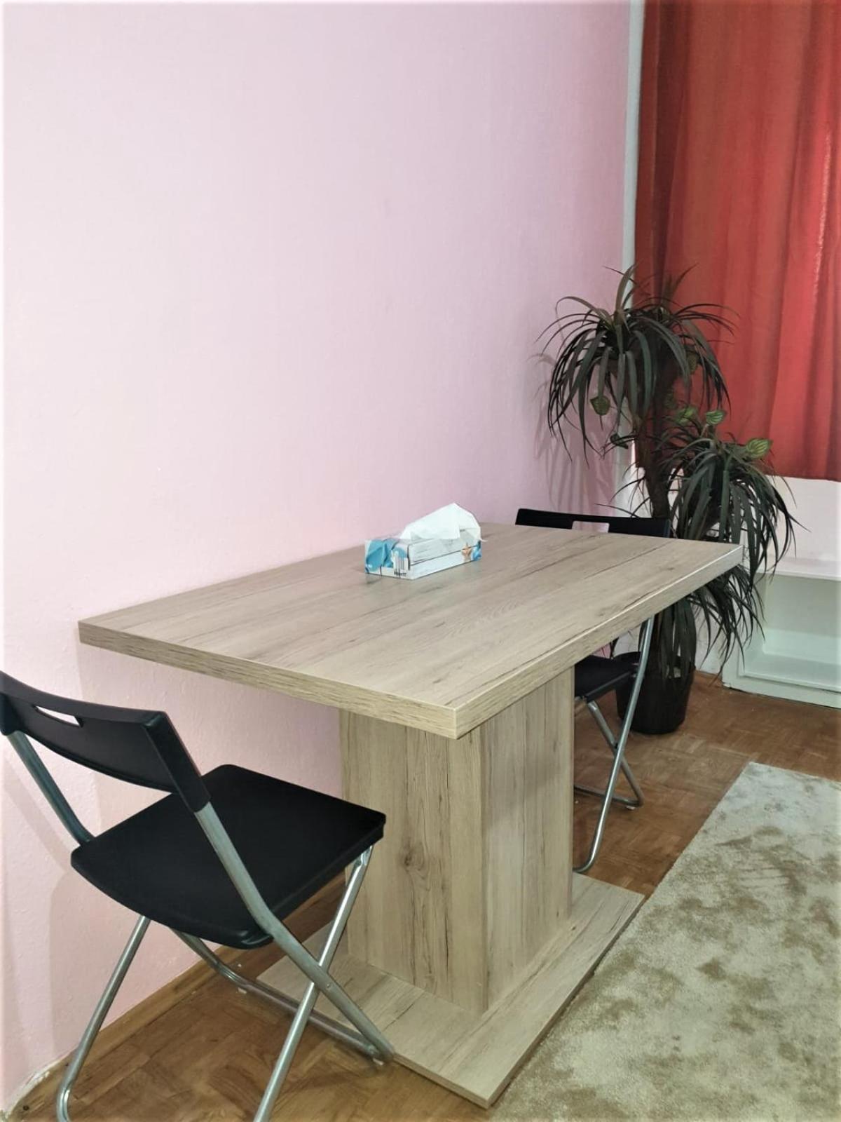 Near The Center Apartment Виена Екстериор снимка